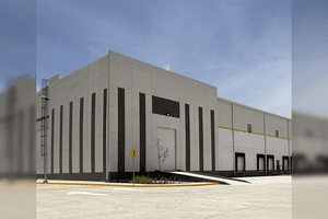 Nave Industrial en Renta - Nave C-4