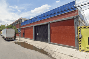 Nave Industrial en Renta - Bodega A
