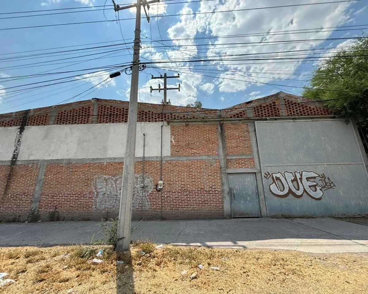Bodega industrial en venta - Fotografía 1