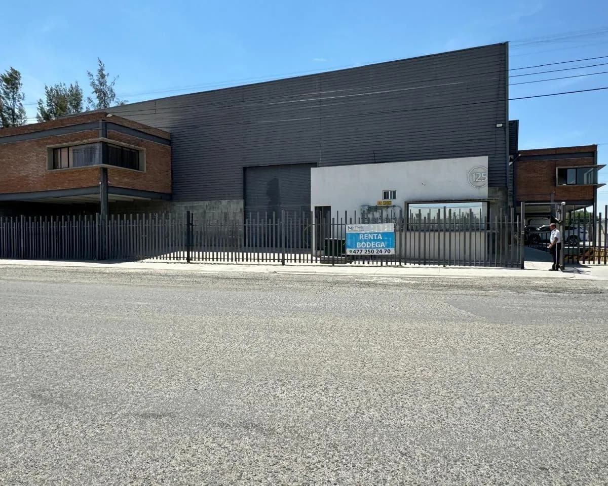 Bodega industrial en venta - Fotografía 1