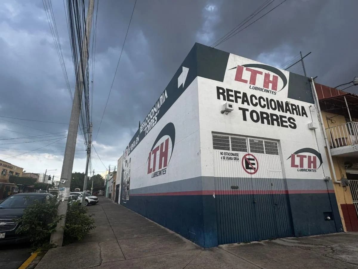 Bodega Comercial e Industrial de 567 m² en Venta Col. Progreso, Guadalajara - Fotografía 1