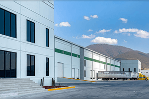 Nave Industrial en Renta - PIQ 4
