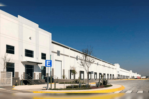 Nave Industrial en Renta - Nave B