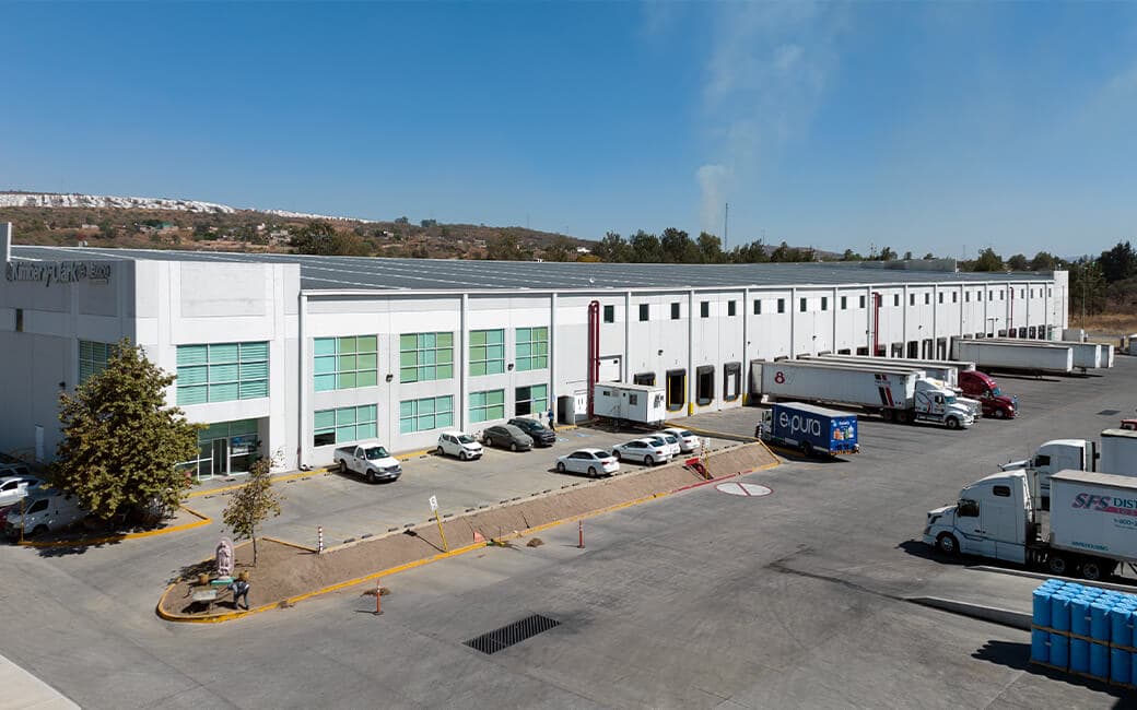 Nave Industrial en Renta - El Salto Park III Nave F 3