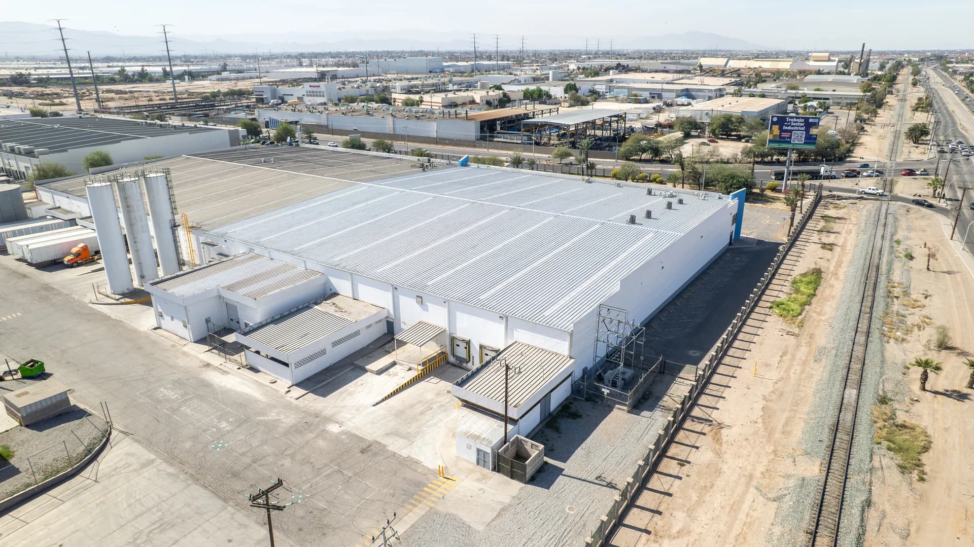 Nave Industrial de 5,881 m² / 63,302 sq.ft en Las Californias Park 5