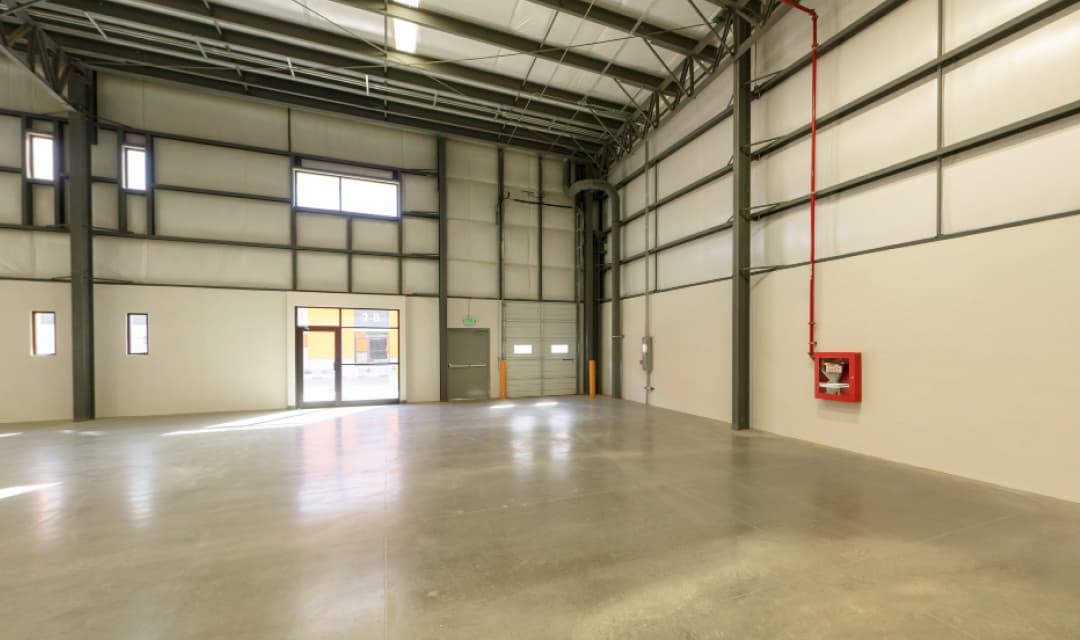 Nave Industrial de 891 m² / 9,591 sq.ft en Las Californias Park 5