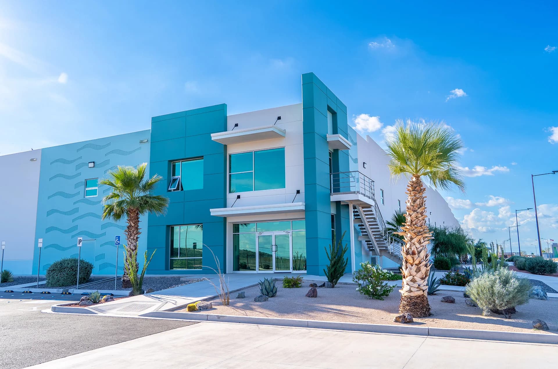 Nave Industrial de 15,773 m² / 169,779 sq.ft en Vie Verte Industrial Park 2