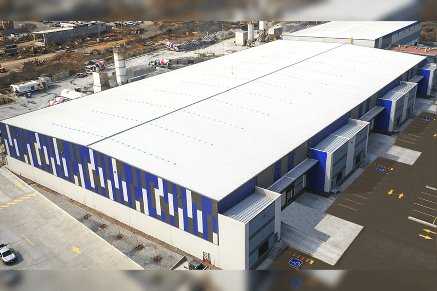 Nave Industrial de 6,251 m² en Renta - El Obispo (Nave 2)
