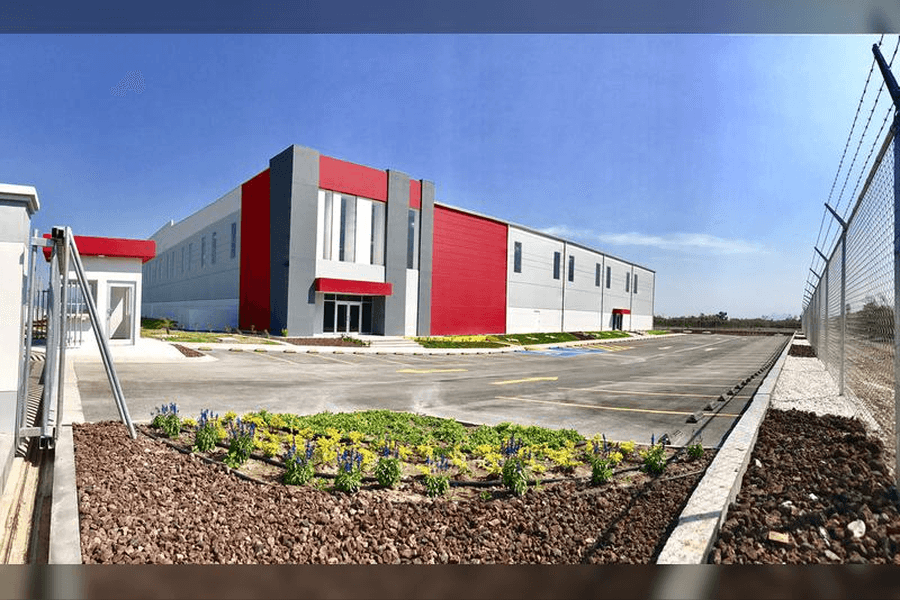 Nave Industrial de 12,494 m² en Renta - Hofusan (Building L31)