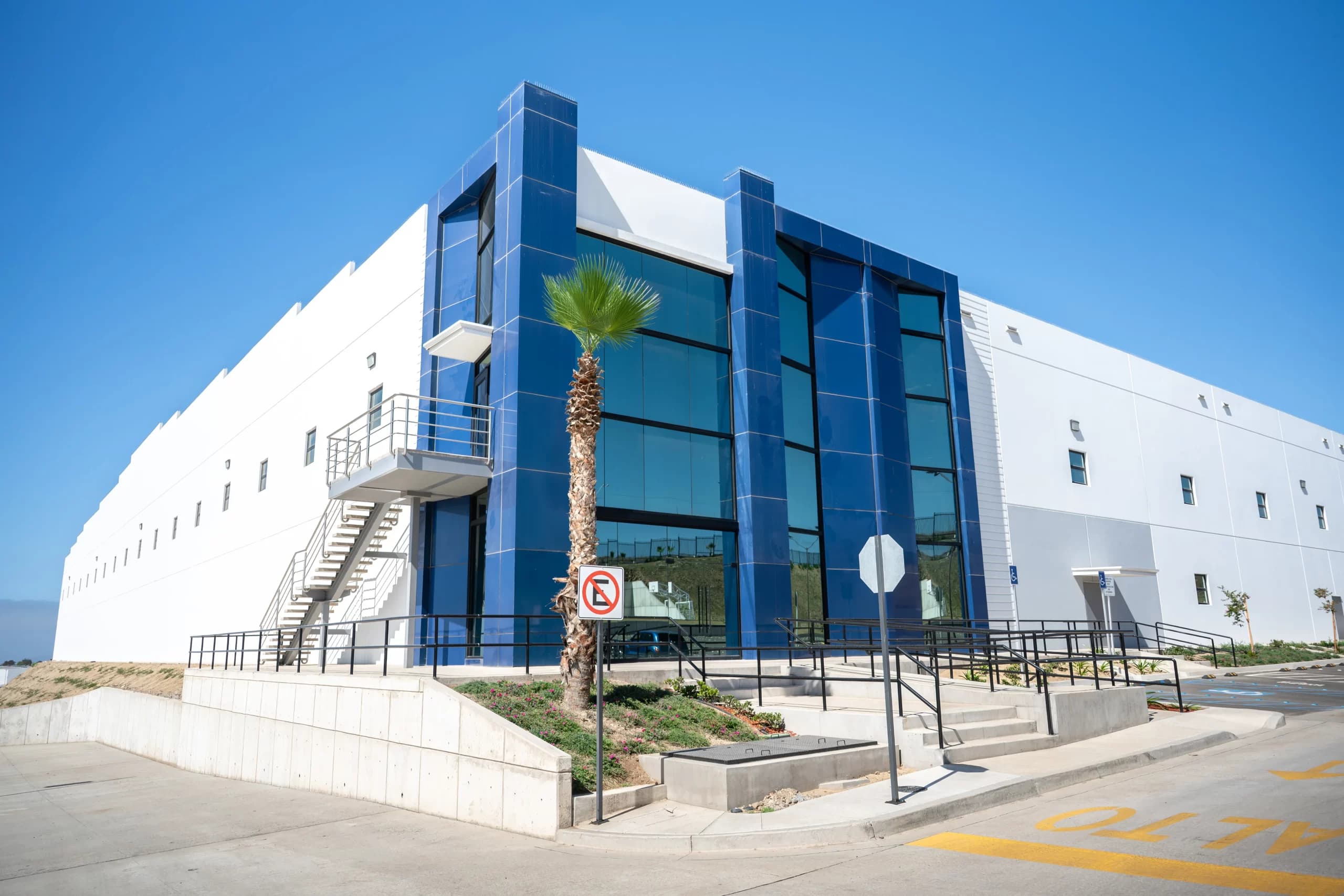 Bodega Industrial de 8,640 m² con 6 Andenes en Baja California, Mexicali Vie Verte Industrial Park