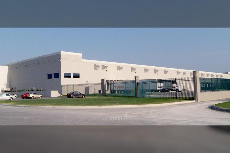 Nave Industrial de 2,635 m² en Renta - Kalos Guadalupe (KG 9)