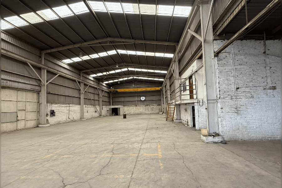 Nave Industrial de 1,220 m² en Renta - Laminacero Bodega 1