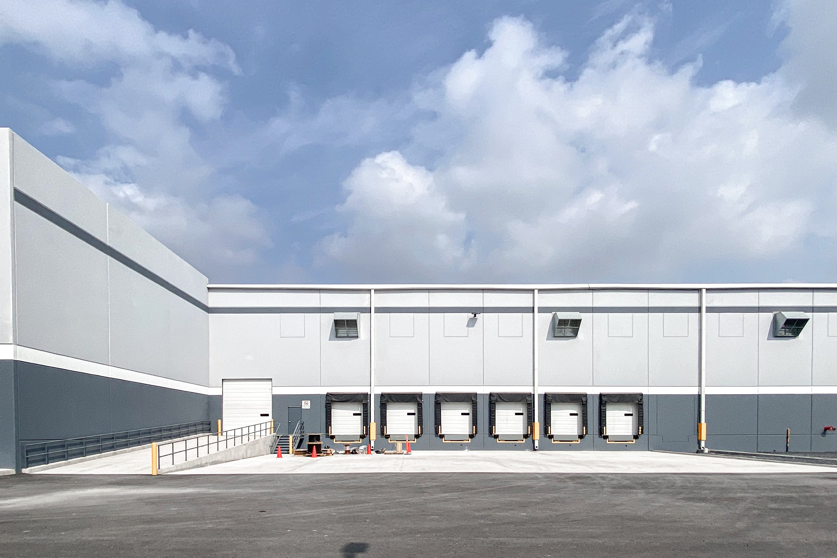 Bodega Industrial de 20,195 m² con 13 Andenes en Otros, Monterrey Vesta Park Apodaca 1