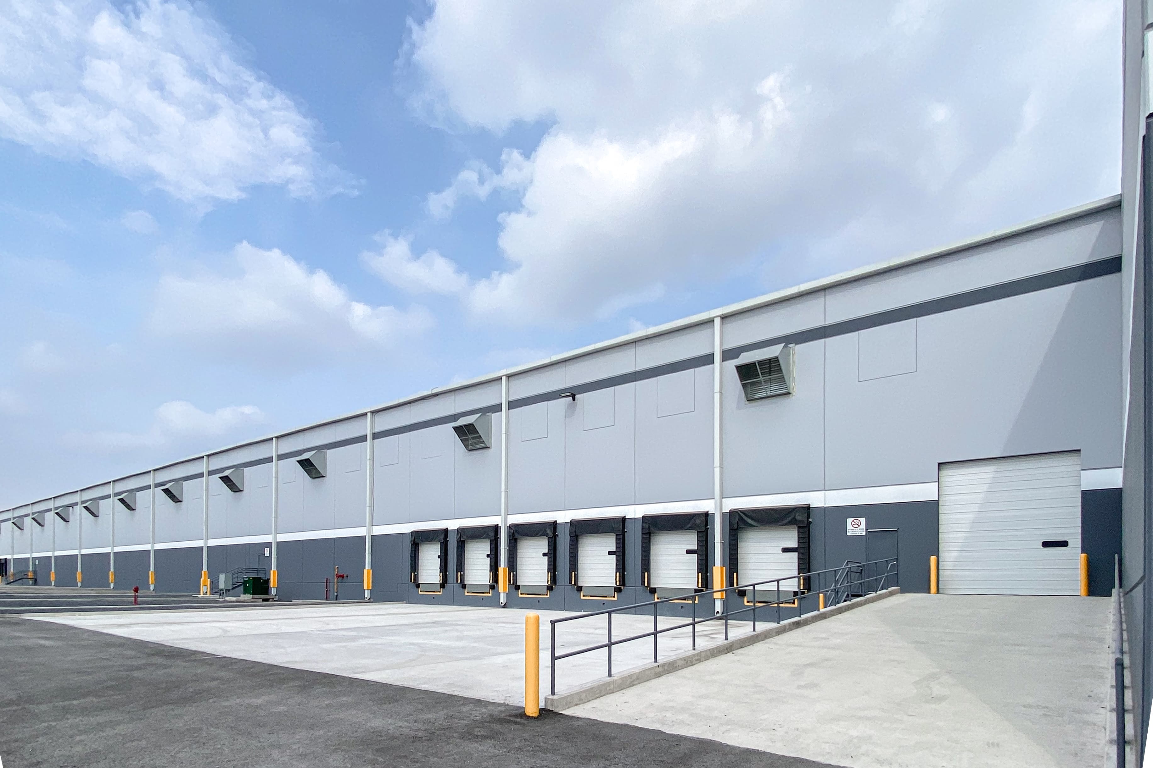 Bodega Industrial de 20,195 m² con 13 Andenes en Otros, Monterrey Vesta Park Apodaca 2