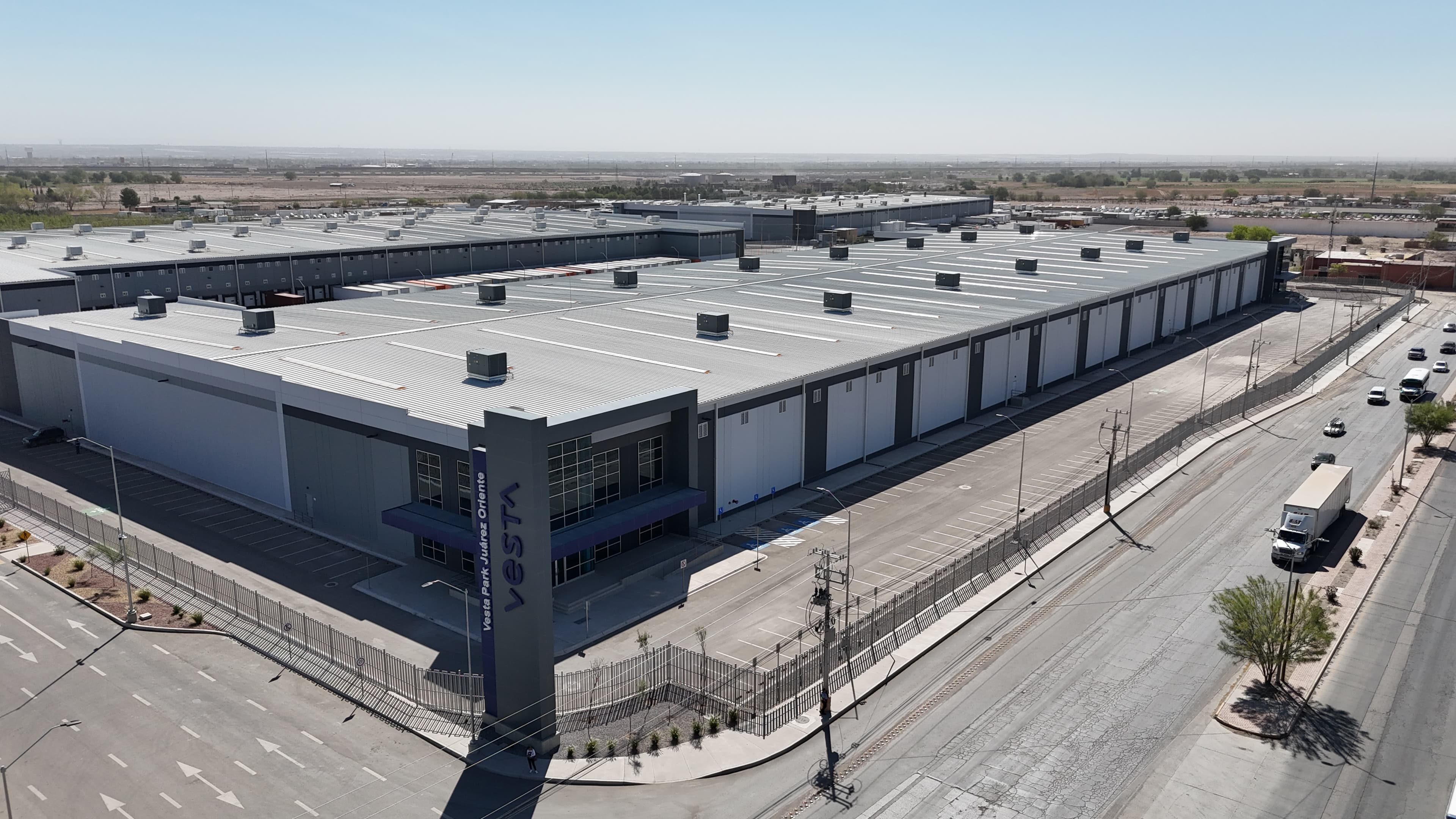Bodega Industrial de 22,454 m² con 15 Andenes en Otros, Cd. Juárez Vesta Park Juárez Oriente