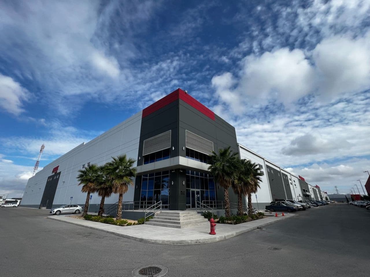 Bodega Industrial de 13,206 m² con 9 Andenes en Otros, Cd. Juárez Vesta Park Juárez Sur