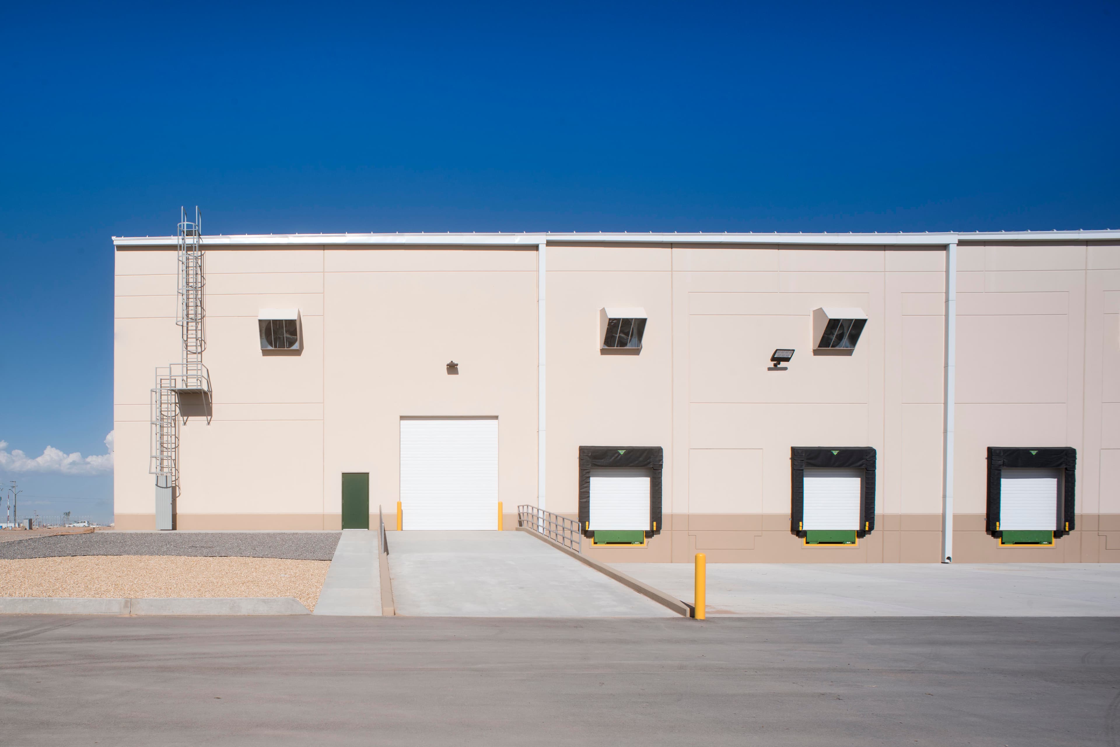 Bodega Industrial de 13,206 m² con 9 Andenes en Otros, Cd. Juárez Vesta Park Juárez Sur 3