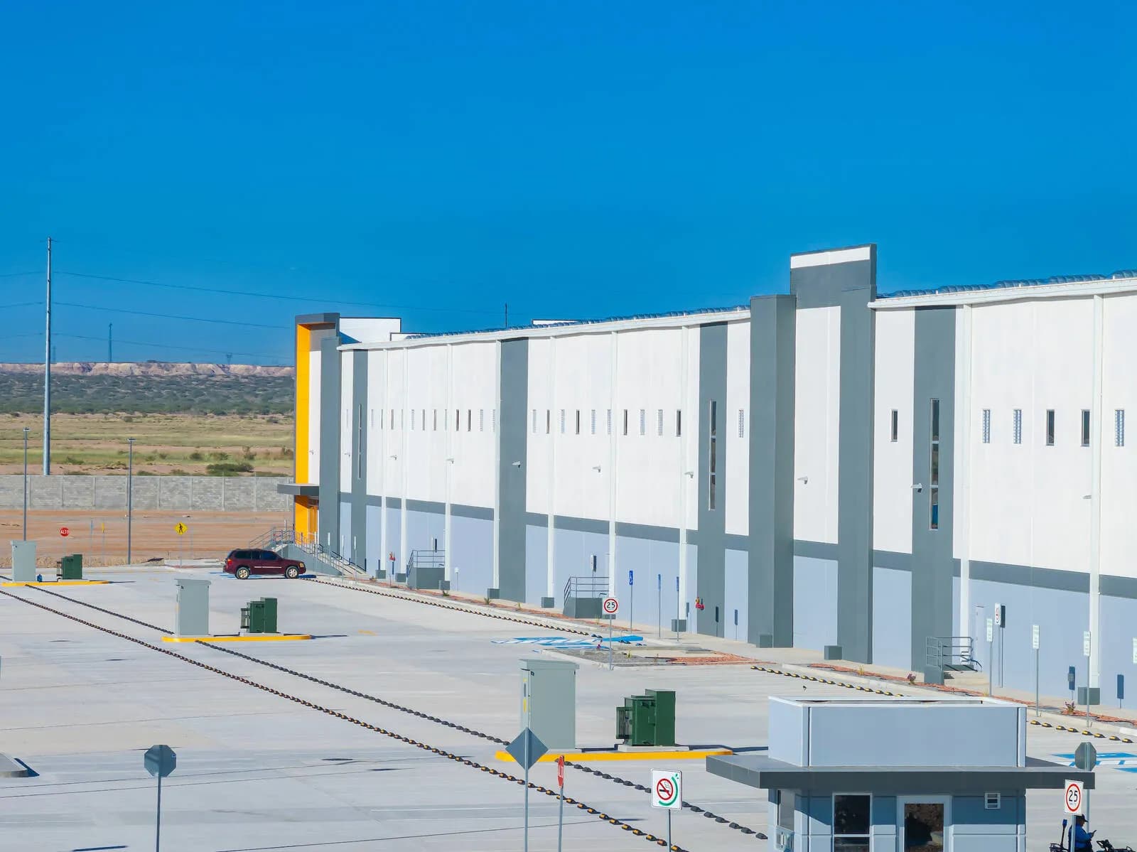 Nave Industrial de 24,789 m² / 266,826 sq.ft en Parque Industrial Terranova 1