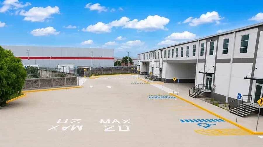 Tultepec Microparks IV | Nave 5 y 6 - Divisible 2