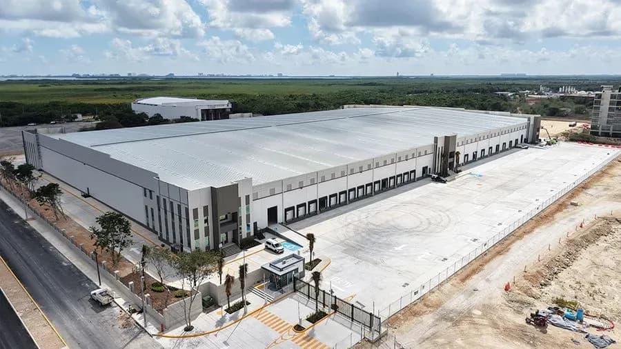 CancúnParK II | Nave B-2 - Divisible 2