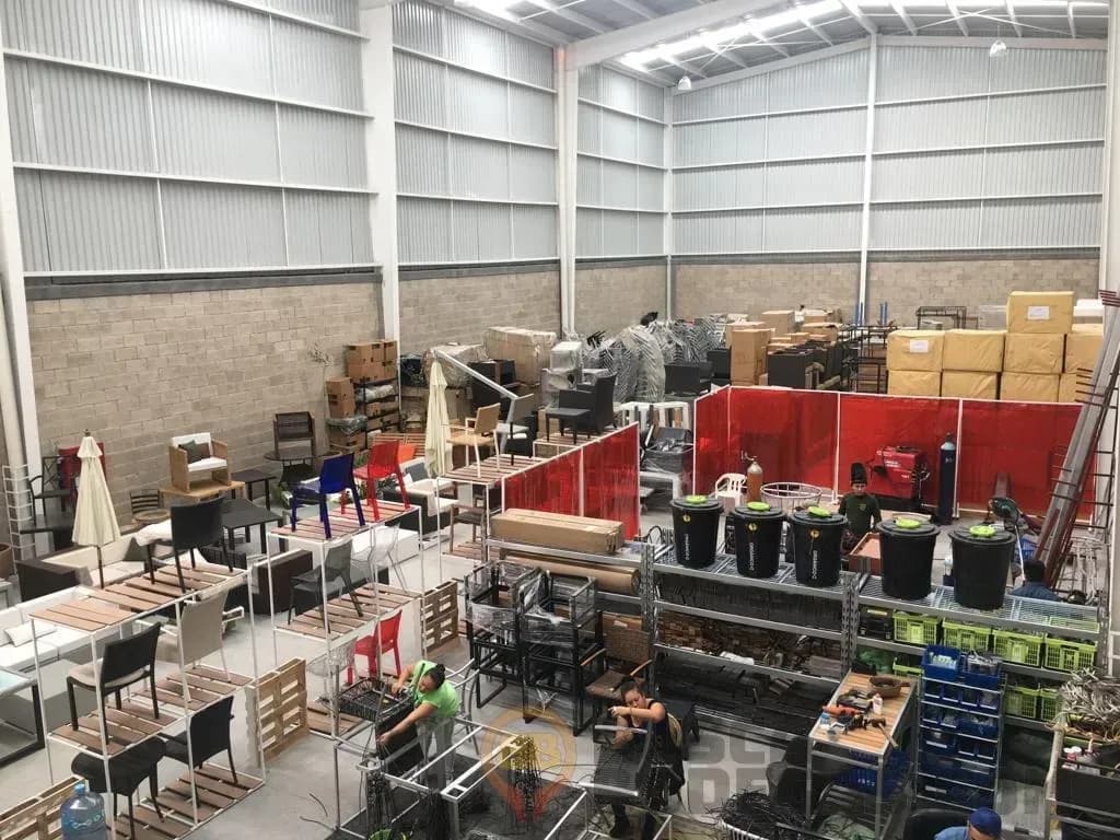 Bodega 550m2 West Plaza Park en Renta 5